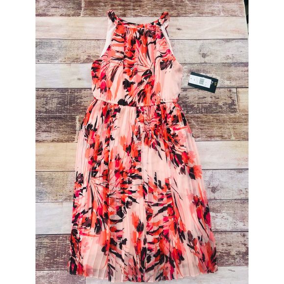 Sangria Floral‎ Dress size 6- New! - Picture 1 of 8